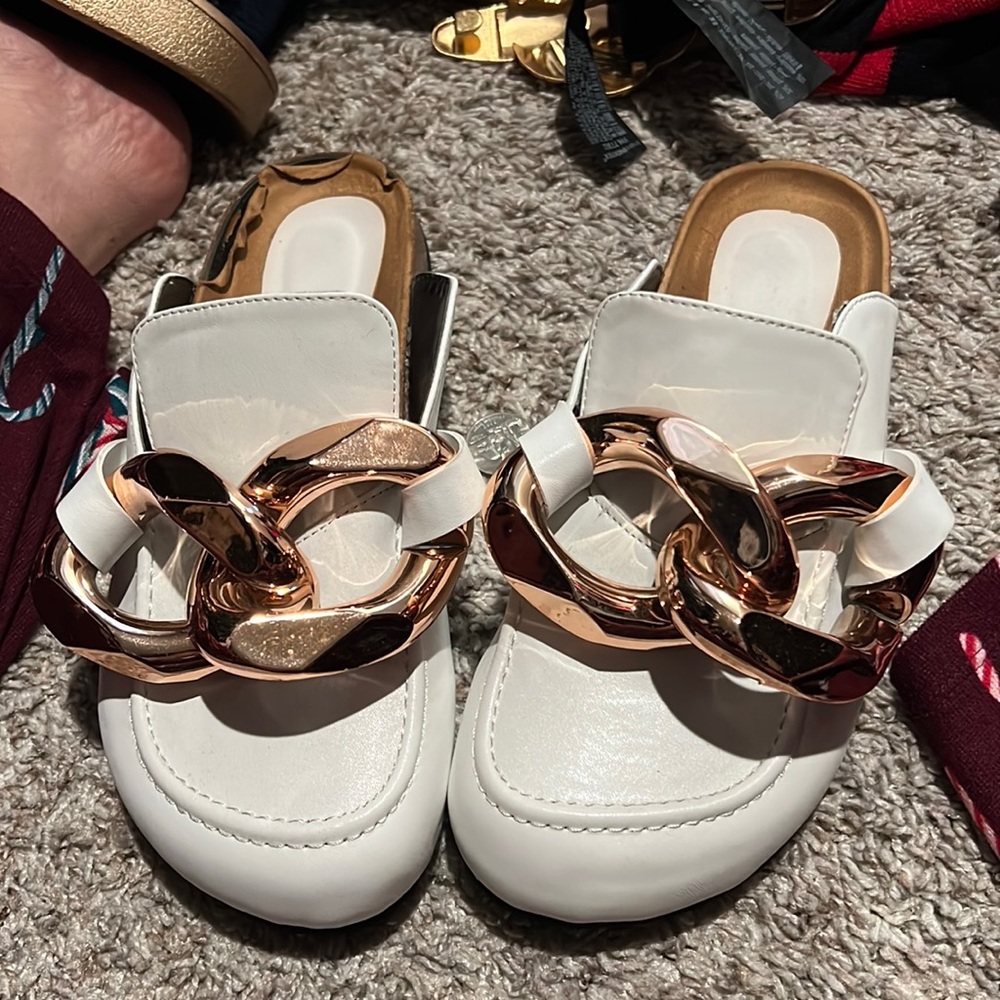 Women shoes